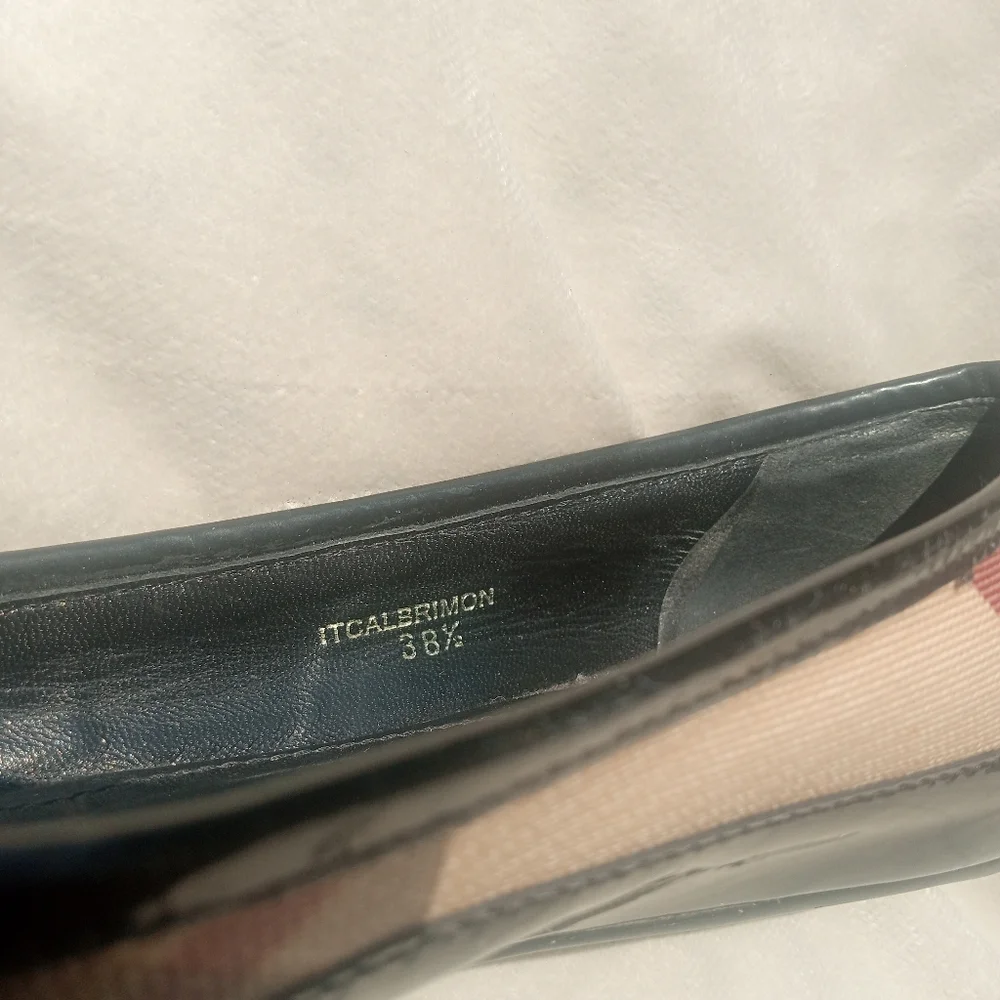 Burberry - Picture 11 of 11